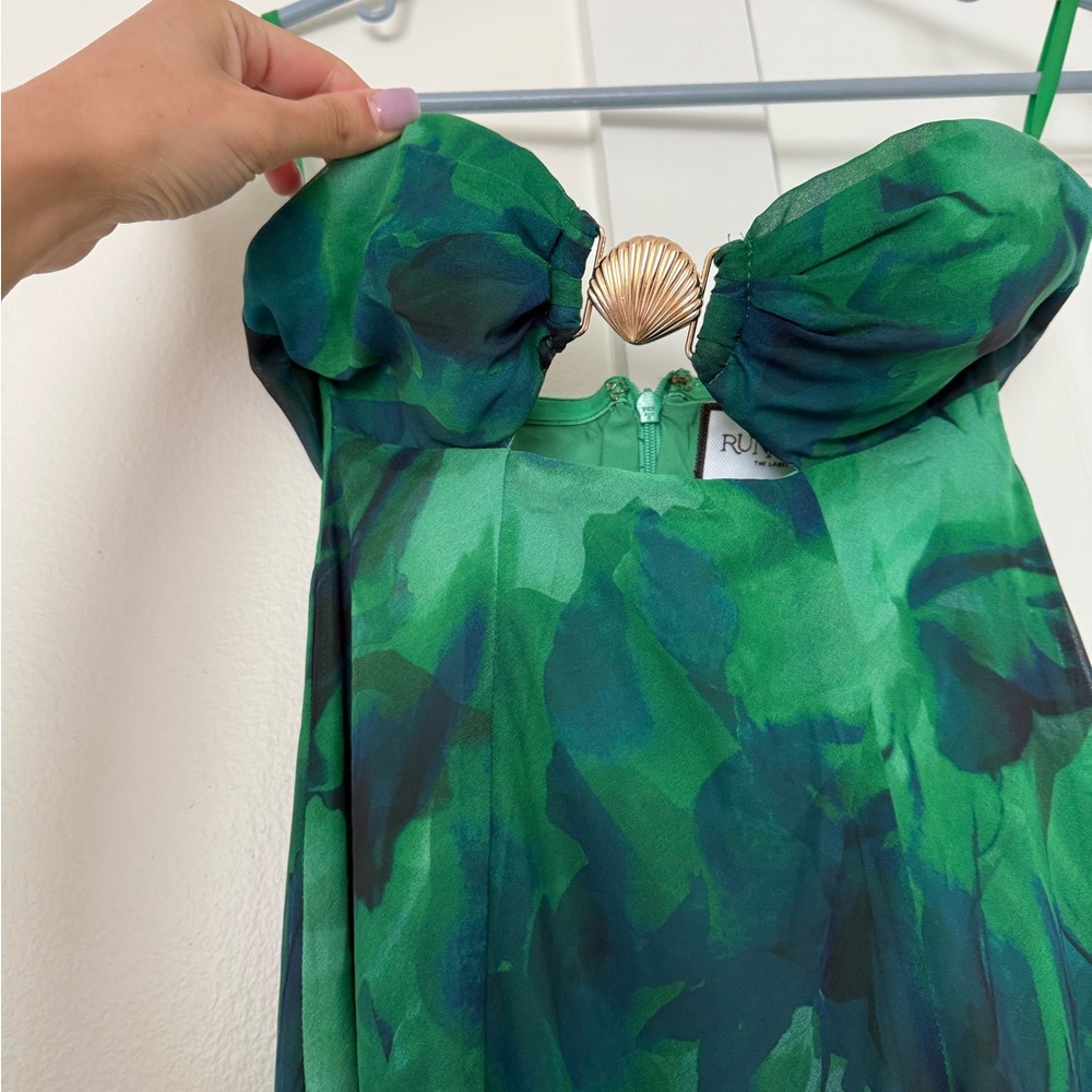 Runway The Label Green and Dark Green Maxi Dress with Gold Shell Accent - Picture 2 of 5